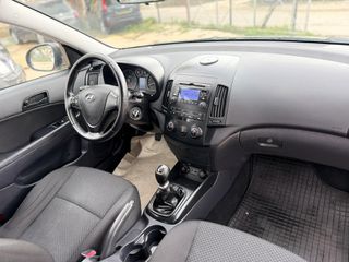 Hyundai i 30 2012 CW 1.6 CRDi Classic , ** Α-Ρ-Ι-Σ-Τ-Ο !! **-thumb-16