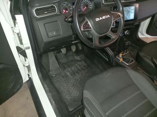 Dacia Duster 2023 JOURNEY-thumb-14