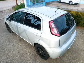 Fiat Grande Punto 2015-thumb-5