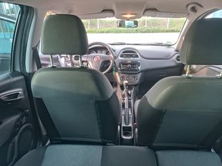 Fiat Grande Punto 2015-thumb-16