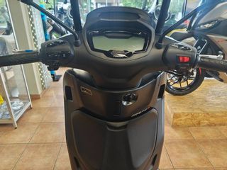 Piaggio Beverly 400 2026 25th Anniversary !!! ΕΤΟΙΜΟΠΑΡΑΔΟΤΟ !!!-thumb-29