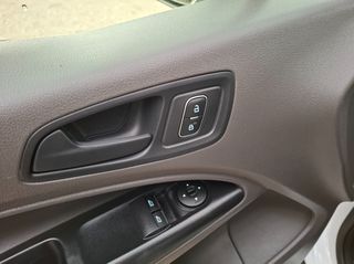 Ford Transit Connect 2020-thumb-15