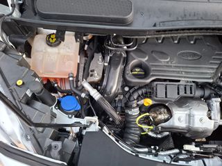Ford Transit Connect 2020-thumb-32