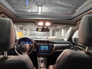 Toyota Auris 2016 SKYVIEW / Hybrid-thumb-22
