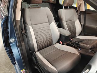 Toyota Auris 2016 SKYVIEW / Hybrid-thumb-32