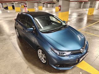 Toyota Auris 2016 SKYVIEW / Hybrid-thumb-8