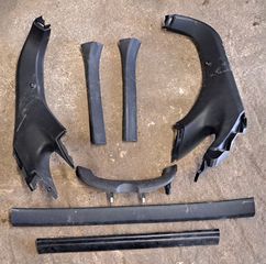 Διάφορα πλαστικά πορτμπαγκάζ από Honda Civic 2006-2012 5θυρο.