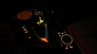 Bmw 320 2017 F30 LCI INDIVIDUAL-thumb-25