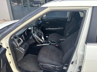 SsangYong Tivoli 2016-thumb-3