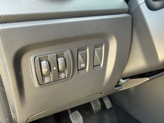 Renault Captur 2015 1.5 DCI-thumb-12