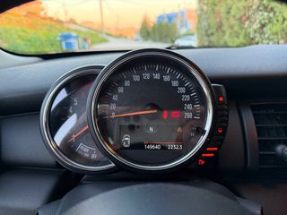 Mini Cooper D 2015-thumb-12