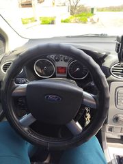 Ford Focus 2010-thumb-10
