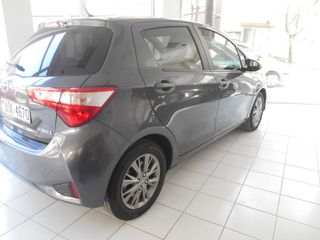 Toyota Yaris 2020 HYBRID AUTOMATIC-thumb-4