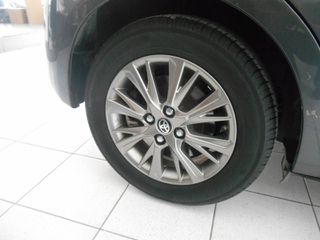 Toyota Yaris 2020 HYBRID AUTOMATIC-thumb-18