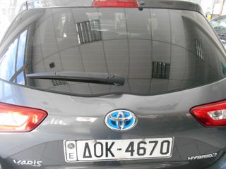 Toyota Yaris 2020 HYBRID AUTOMATIC-thumb-20