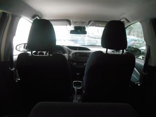Toyota Yaris 2020 HYBRID AUTOMATIC-thumb-22
