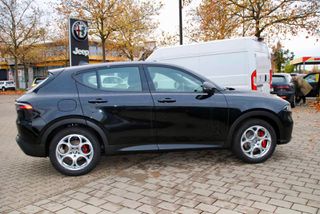 Alfa Romeo Tonale 2023-thumb-6