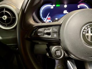 Alfa Romeo Tonale 2023-thumb-27