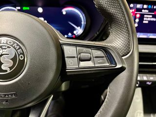 Alfa Romeo Tonale 2023-thumb-28