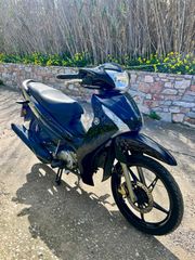 Yamaha Crypton S 2018 EURO 5-thumb-1