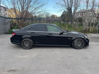 Mercedes-Benz C 63 AMG 2008-thumb-2