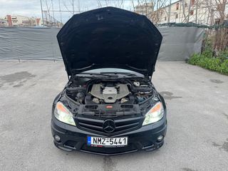 Mercedes-Benz C 63 AMG 2008-thumb-8