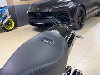 Bmw R 18 2020 * FIRST EDITION * ROLAND SANDS DESIGN * AKRAPOVIC *-thumb-30
