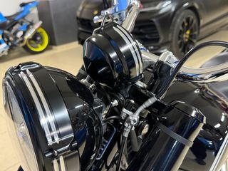 Bmw R 18 2020 * FIRST EDITION * ROLAND SANDS DESIGN * AKRAPOVIC *-thumb-13