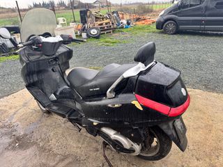 Piaggio xevo 400cc για ανταλλακτικα!!!-thumb-1