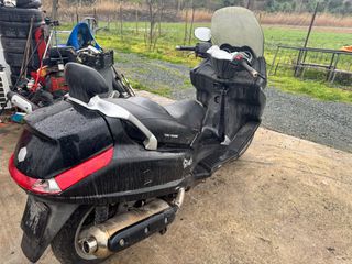 Piaggio xevo 400cc για ανταλλακτικα!!!-thumb-2