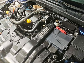 Renault Megane 2019-thumb-35