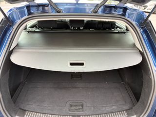 Renault Megane 2019-thumb-33