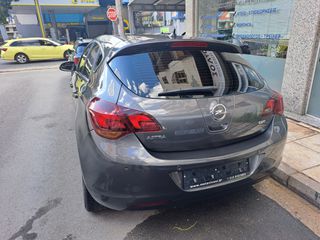Opel Astra 2011 COSMO 1.7 CDTI 130PS-thumb-6