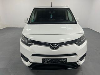 Κλούβα Toyota 2020 3θεσιο navi keylessgo camera-thumb-8