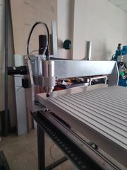 CNC router 1200 x 2300 για επεργασια ξυλου, πλαστικου, μετάλλου, ταλμπον κλπ
