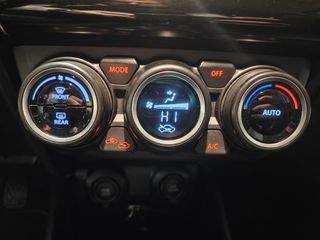 Suzuki Swift 2018 4x4 Sergio Cellano HYBRID-thumb-37
