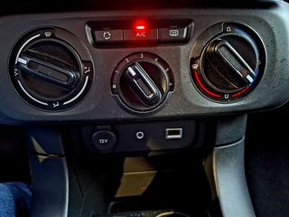 Citroen C3 2017 1.2 PureTech Feel 82hp-thumb-31