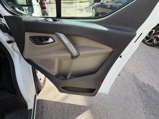 Ford Tourneo Custom 2018-thumb-30