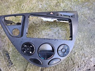 Κεντρική Φάσα Ταμπλό με Ψηφιακό A/C Ford Focus ST170 / Mk1