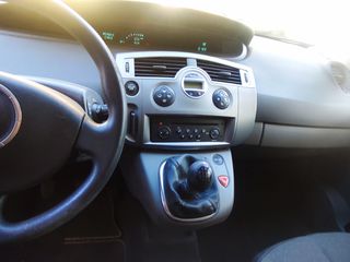 Renault Scenic 2008 1.6 16V 115HP-thumb-13