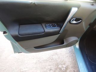 Renault Scenic 2008 1.6 16V 115HP-thumb-19