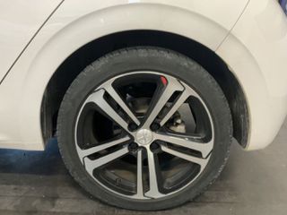 Peugeot 208 2018 208 1.2 110hp GT Line Aυτόματο Ηλιοροφή νεος ιμάντας-thumb-8