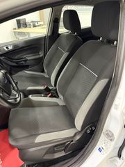 Ford Fiesta 2016 FULL EXTRA-thumb-9