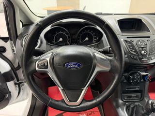 Ford Fiesta 2016 FULL EXTRA-thumb-13