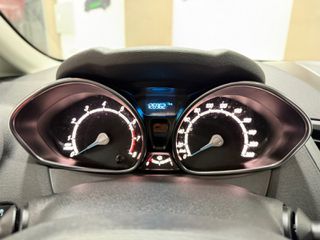 Ford Fiesta 2016 FULL EXTRA-thumb-15
