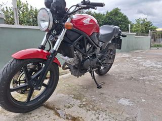 Honda VTR 250 2009-thumb-10