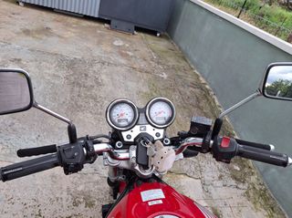 Honda VTR 250 2009-thumb-11