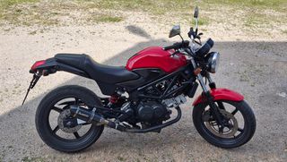 Honda VTR 250 2009-thumb-14