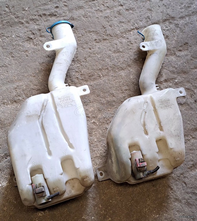 Δοχείο νερού υαλοκαθαριστήρων απο Honda Civic Eg Sedan 92-95.