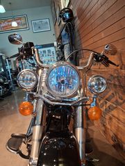 Harley Davidson Heritage Softail 2011-thumb-2